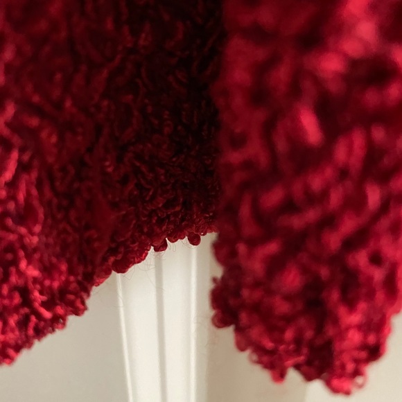 Lovely Red Jones of NY-Large - Picture 4 of 5